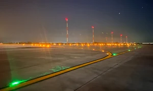 pista aeroportul otopeni  foto cnab jpg