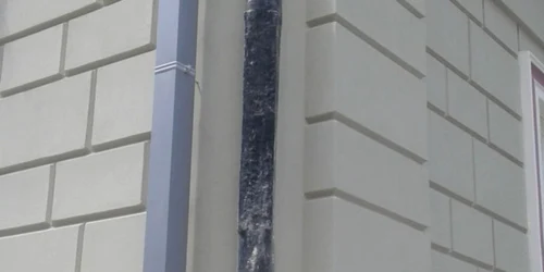 Casa cu osia FOTO Ştefan Both