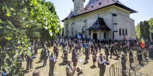 IPS Pimen a fost înmormântat la Mănăstirea Sihăstria Putnei FOTO Inquam Photos / Casian Mitu