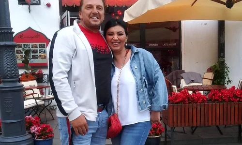 Adriana Bahmuțeanu și Geroge Restivan au făcut deja o logodnă la biserică Sursa: Instagram