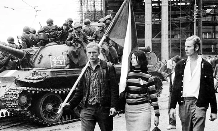 Manifestul celor 2000 de cuvinte jpeg