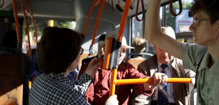 Călătorii prinşi fără bilet vor fi amendaţi