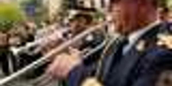 Braşov: „Festivalul bujorului” la Budila