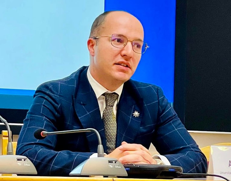 Uniunea Națională a Barourilor intervine în scandalul violului de la Facultatea de Drept din Iași: „Un mesaj grav pentru dreptul la apărare”