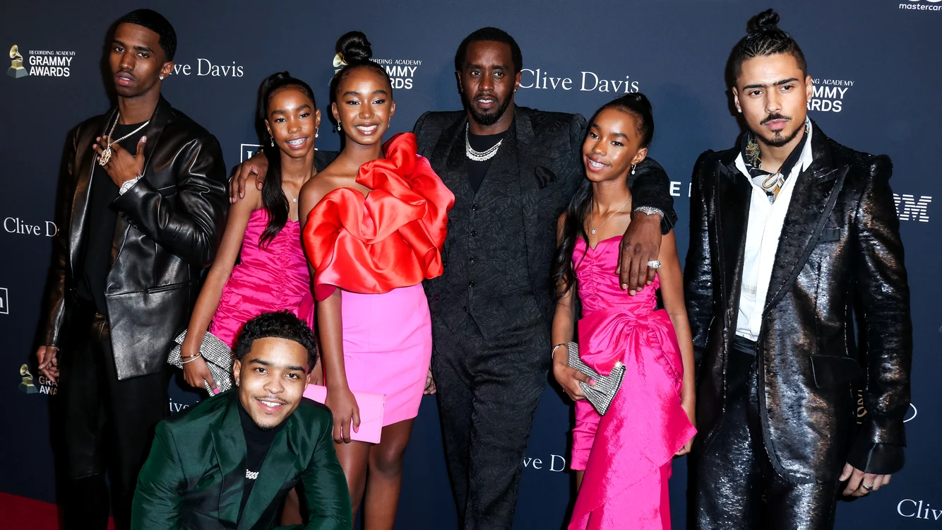 Sean Diddy și șase dintre copiii lui
