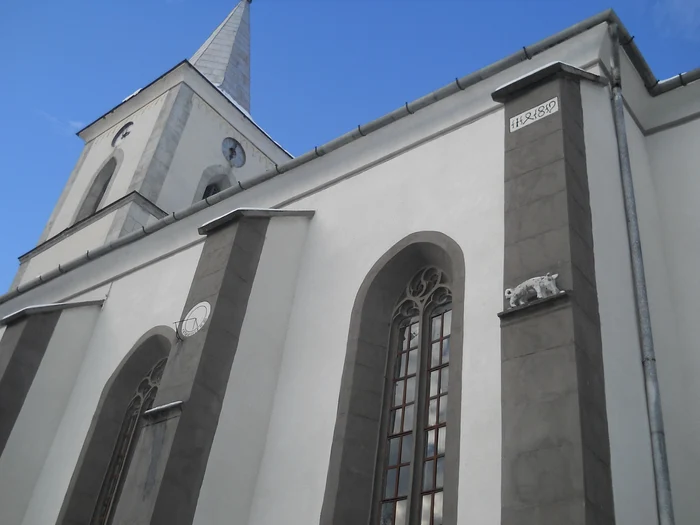 Biserica din Dipşa, un lăcaş de legendă