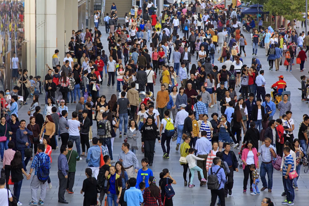 Capcana celui mai amplu experiment demografic: cum a modelat China o generație care nu mai vrea copii