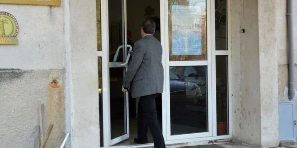 dna ploiesti intrare foto dana mihai