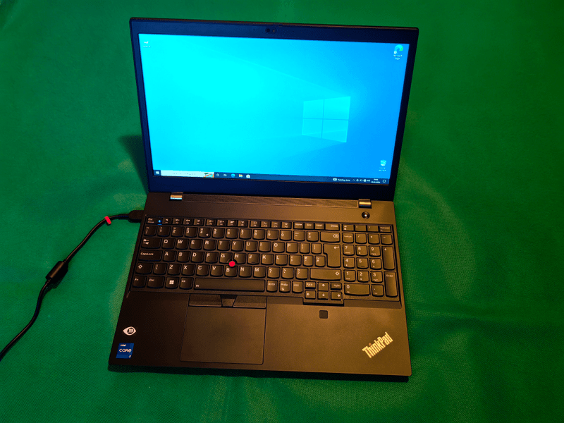 Lenovo ThinkPad P15v Gen 3, stație de lucru mobilă pentru creatori sau business [TECH REVIEW]