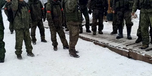 Un grup de soldați nord coreeni în regiunea Kursk Foto X   Military News UA jpg