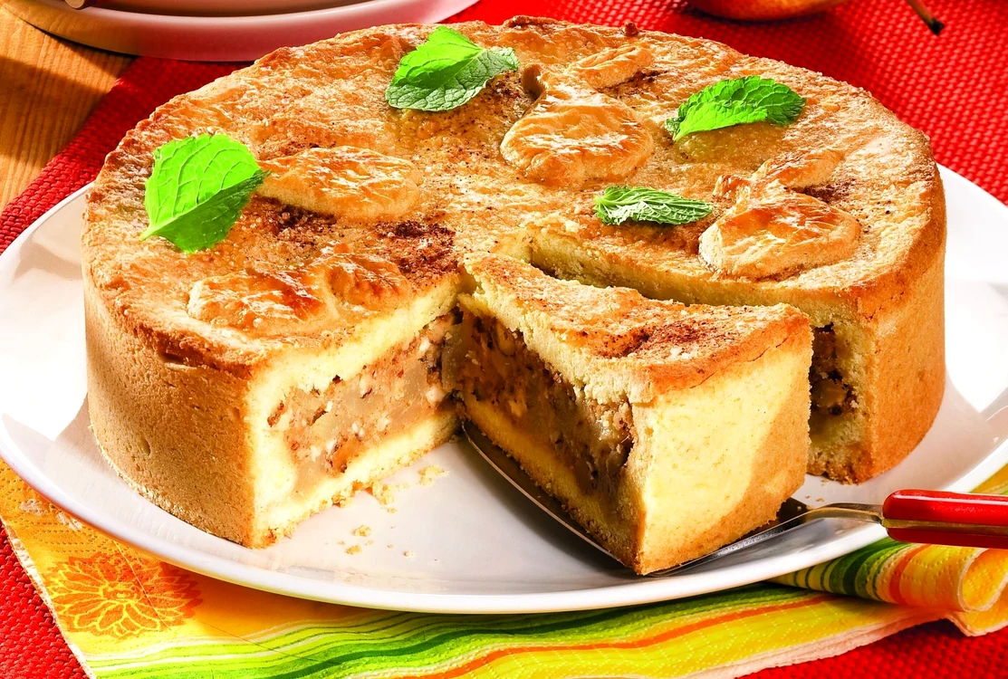 
    Plăcintă cu nuci  