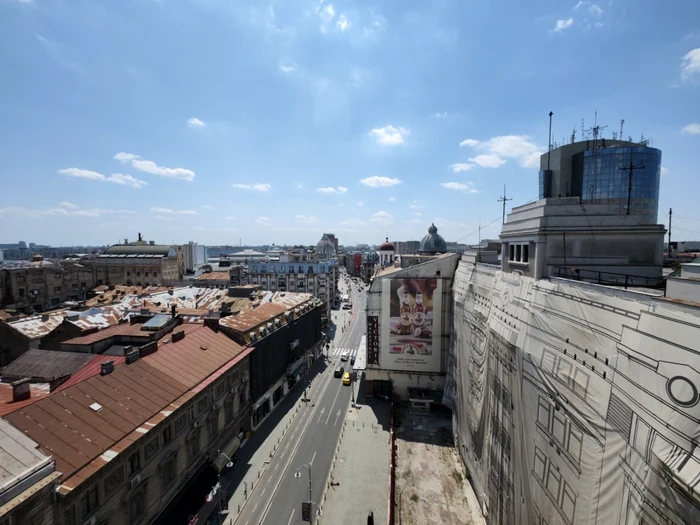 Xiaomi 12S Ultra camera ultrawide Calea Victoriei