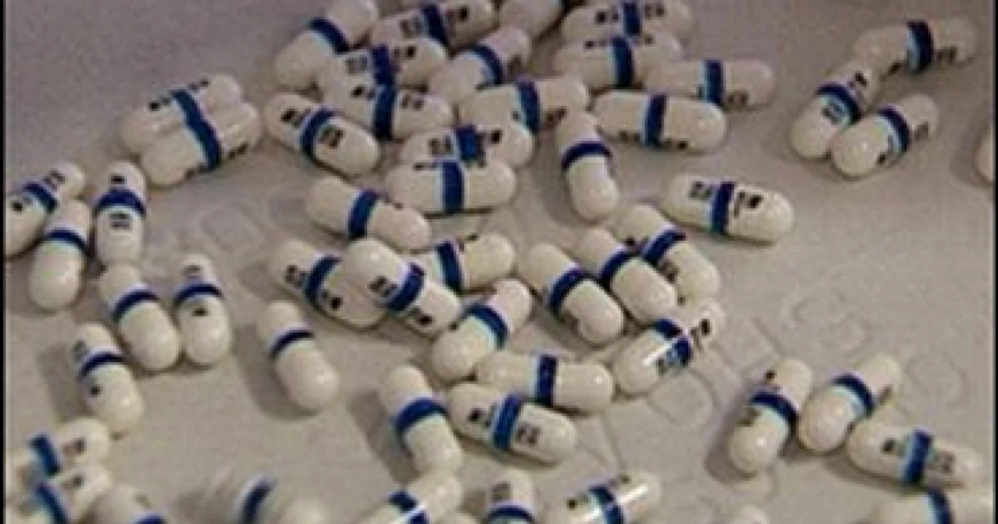 Structura genomului HIV, descifrată în totalitate