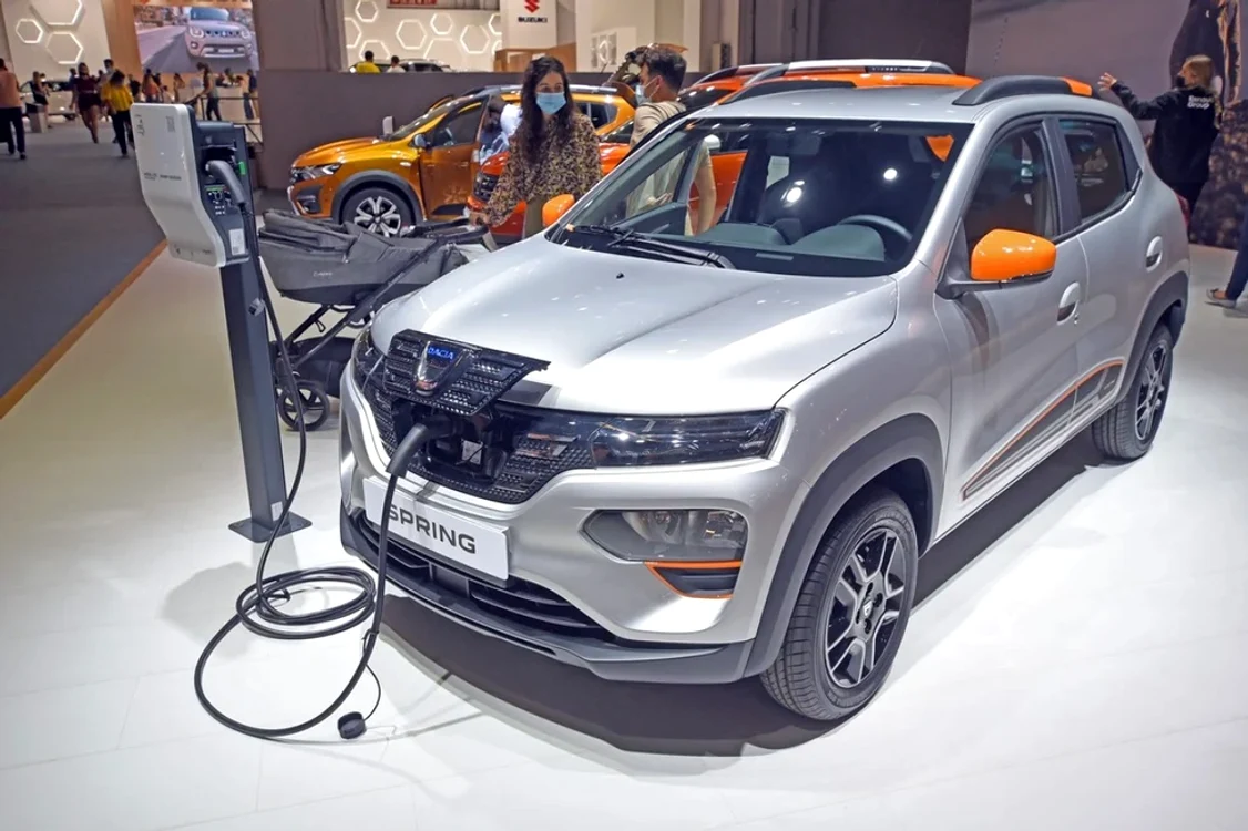 Dacia Spring poate avea probleme cu încărcarea acumulatorilor 