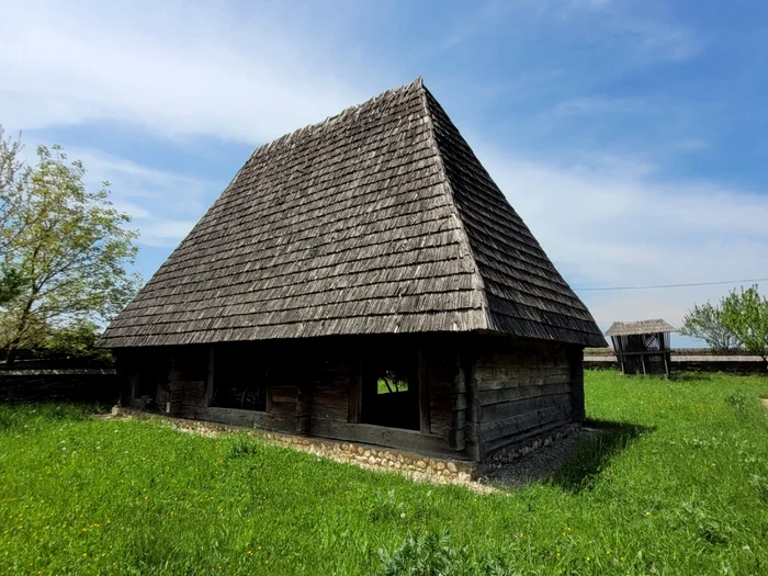 “Din zestrea Maramureşului“, în Argeş, la Muzeul Viticulturii şi Pomiculturii  Goleşti