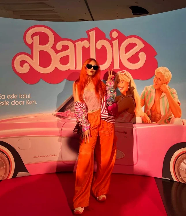 Olivia Adams a venit la Barbie