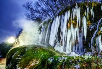 Cascada Toplița FOTO Facebook Marian Olaru jpg