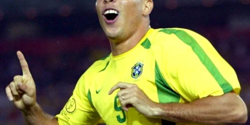 Ronaldo, la Campionatul Mondial din 2002 când a câştigat titul suprem cu Brazilia