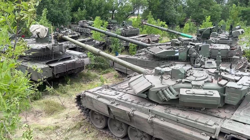 Wagner a predat armatei ruse peste 2.000 de echipamente militare, inclusiv tancuri, dar şi 20.000 de arme uşoare FOTO