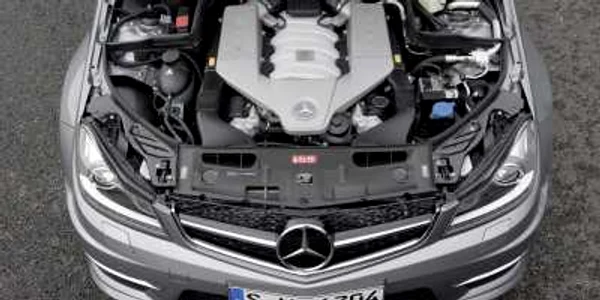 Mercedes-Benz C63 AMG motor
