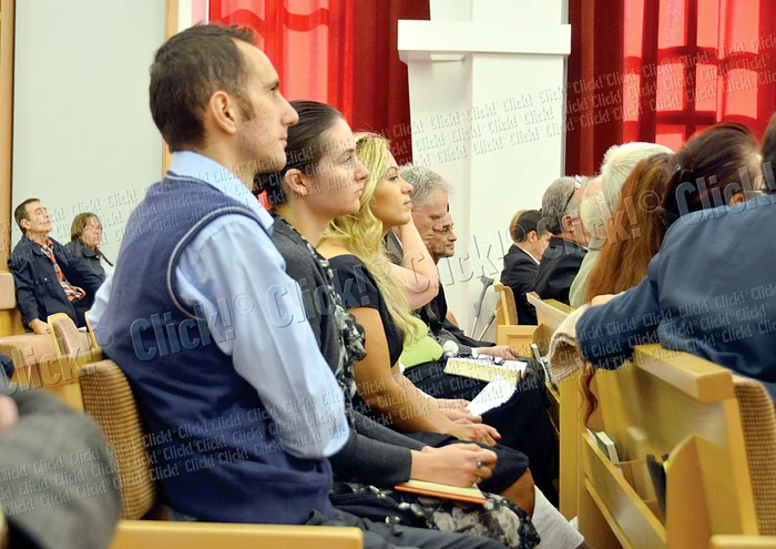 Reporterii Click! au luat parte la slujba mormonilor, care a avut loc duminică dimineaţă