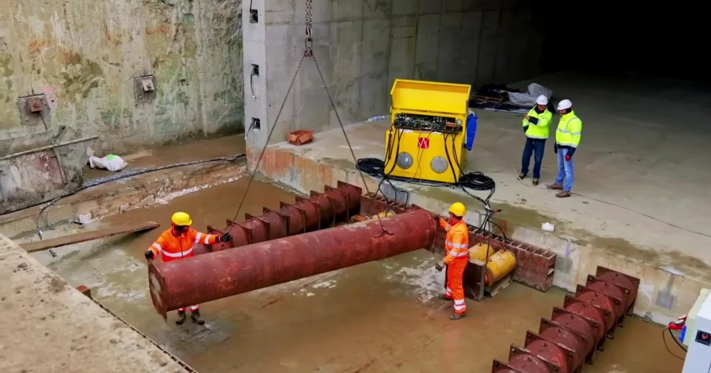 Tunelul va servi drept pasaj rutier Foto: Locale