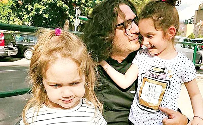 Florin și fiicele lui, Ava și Mia