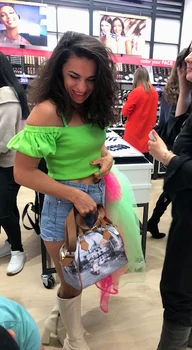 Mihaela Coșerariu, fosta soție a lui Mădălin Ionescu, îmbrăcată sumar la un eveniment monden Sursa: Alina Erimia