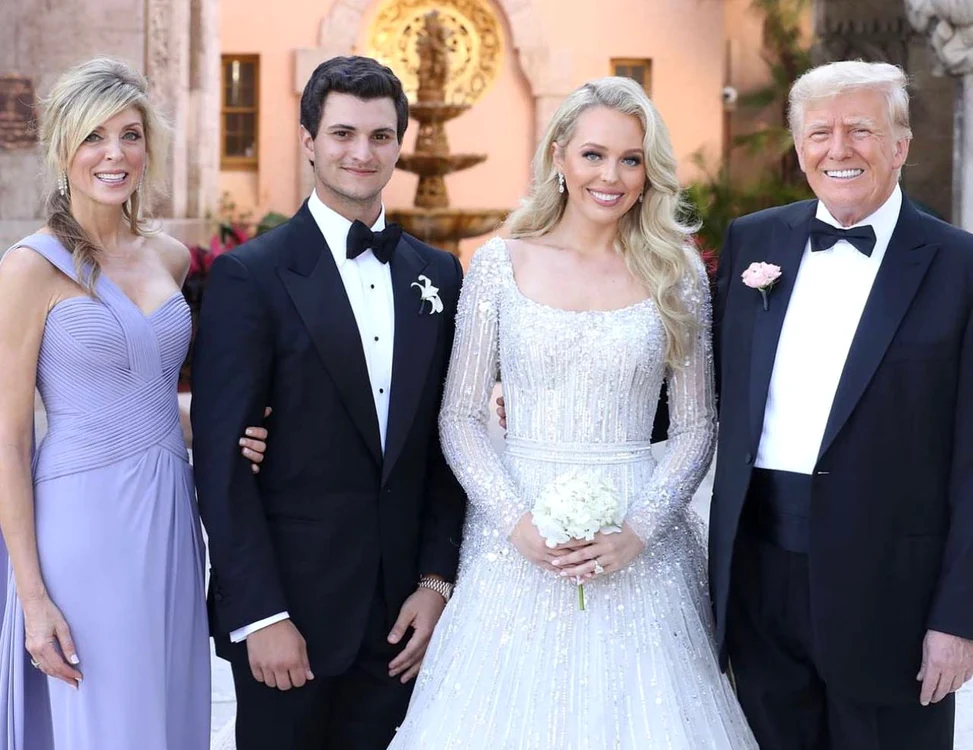 Marla Maples, Michael Bolulos, Tiffany și Donald Trump (foto: Instagram/Twitter)