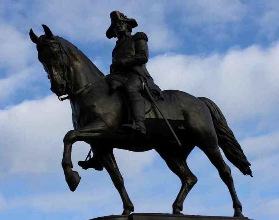 George Washington a luptat pentru independenţa SUA şi a fost primul preşedinte al federaţiei.