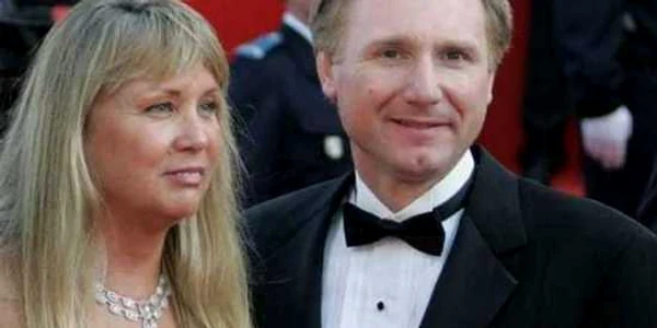 Dan Brown