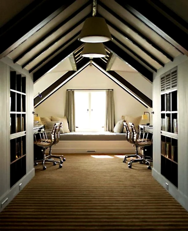 Idei de mansardare: poţi lucra în pod, fără să te deranjeze nimeni