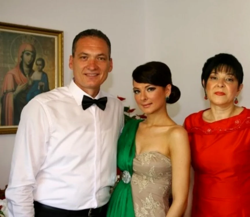 Alexandru şi Mihaiela Cordoş sunt urmăriţi penal. Fiica lor, Andreea Cordoş era şi ea implicată în activitatea ilegală a părinţilor. FOTO: Arhivă personală