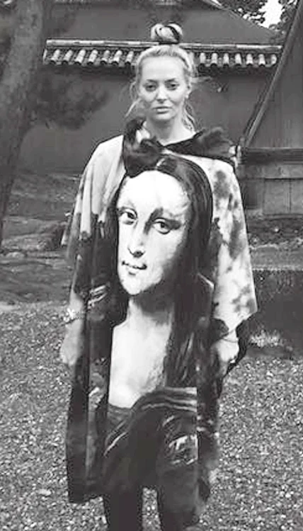 
    2015 Delia, în  vacanța  din Japonia  