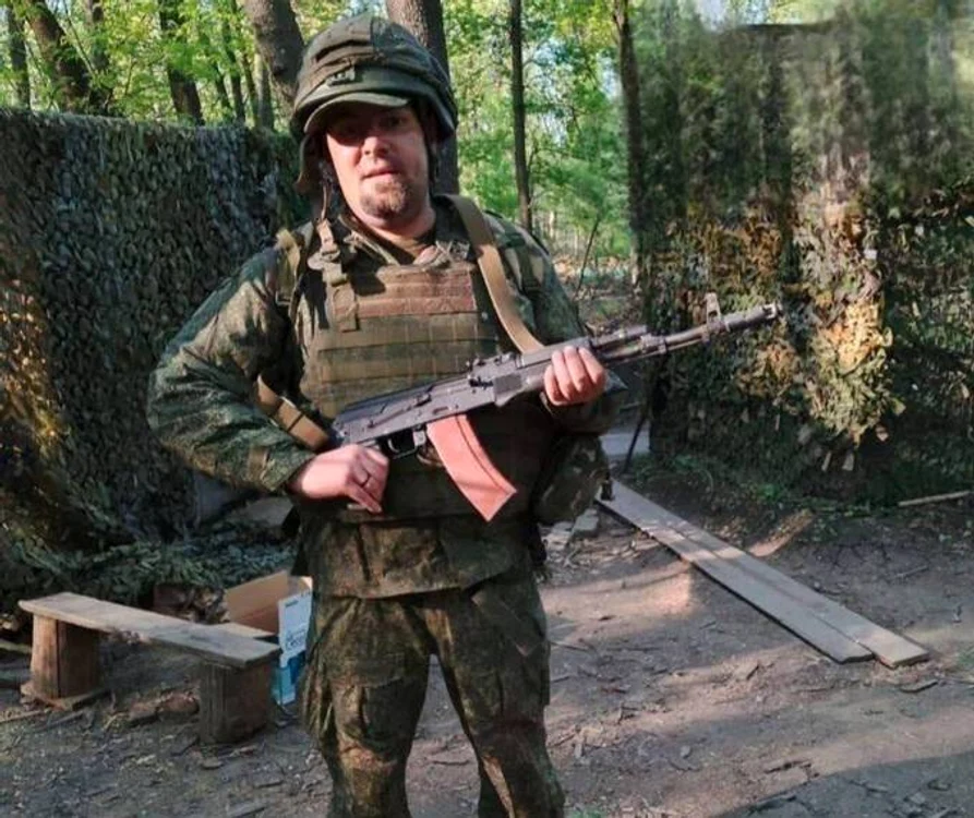 Soldatul rus Anton Savcenko, rănit la ochi după ce o dronă a explodat lângă el FOTO: Okno