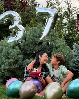 Familia juratei de la “Românii au talent” i-a fost alături, Andra preferând să sărbătorească mai întâi alături de cei dragi