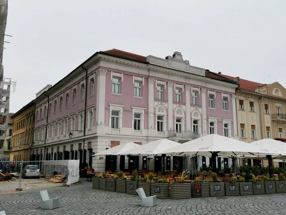 Palate restaurate de italieni FOTO Ş.Both