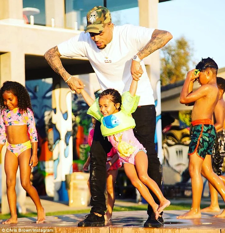 chris brown jpeg