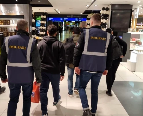 Serviciul de Imigrari a descoperit că mai mulți moldoveni locuiau fără acte în Vrancea 
