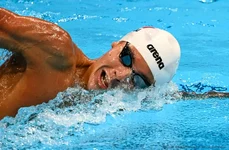 David Popovici campion mondial 200 m la Budapesta noul Michael Phelps (3) jpg