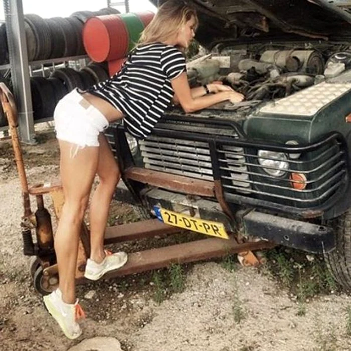 Catrinel Menghia (29 de ani)