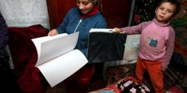 Craiova:Alina Vieru, tânăra care s-a întors la şcoală, nu a fost uitată