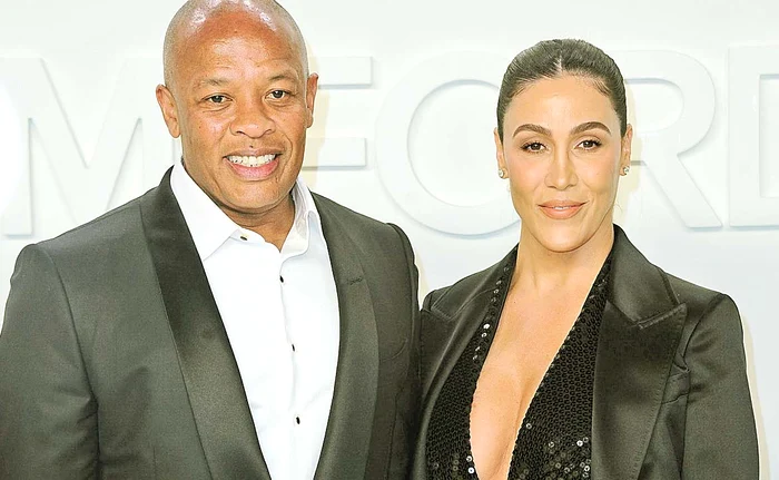 
    Artistul și Nicole  au fost căsătoriți  timp de 24 de ani  