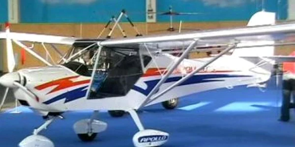 Un avion de mici dimensiuni s-a prăbuşit în lacul Brăteni din Bistriţa Năsăud