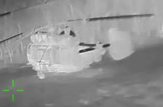 Forțele ucrainene distrug sistematic apărarea antiaeriană rusă din teritoriile ocupate. Un elicopter Ka-27, lovit în Crimeea