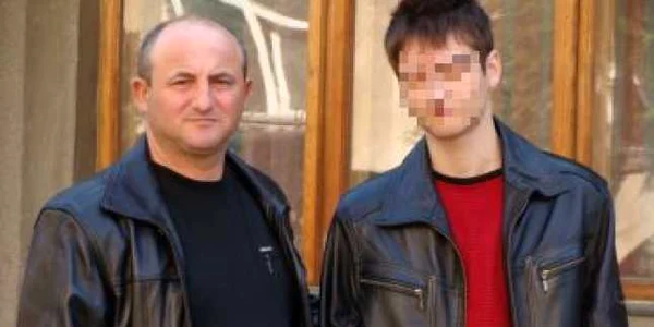 Tatăl lui Costi Axinte a fost şocat de vestea că fiul său a fost băgat în spital de un coleg