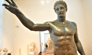 O statuie la computer jpeg