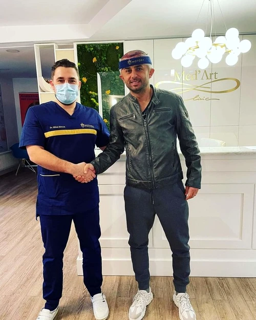 Nicolae Dică, alături de medicul Mihai Motorafoto: Facebook