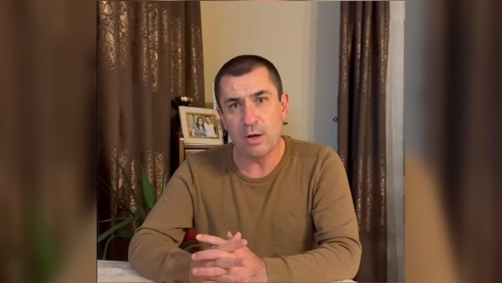Primarul care a  trimis imagini indecente unei fete de 13 ani, plasat în arest la domiciliu. Judecătorii au respins propunerea DIICOT de arestare preventivă  