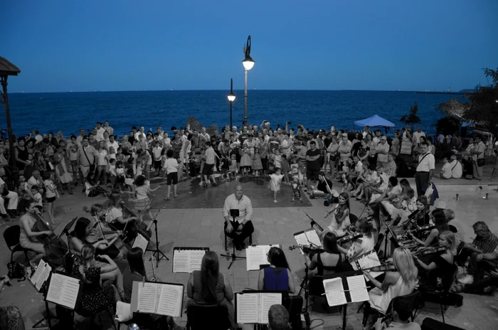 Sunset Sea-mphony FOTO: Primăria Constanţa